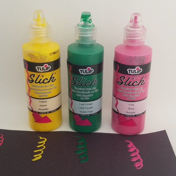 Tulip Dimensional Fabric Paint 4 oz SLICK 3 Pack Yellow, Leaf Green & Pink - Picture 1 of 11